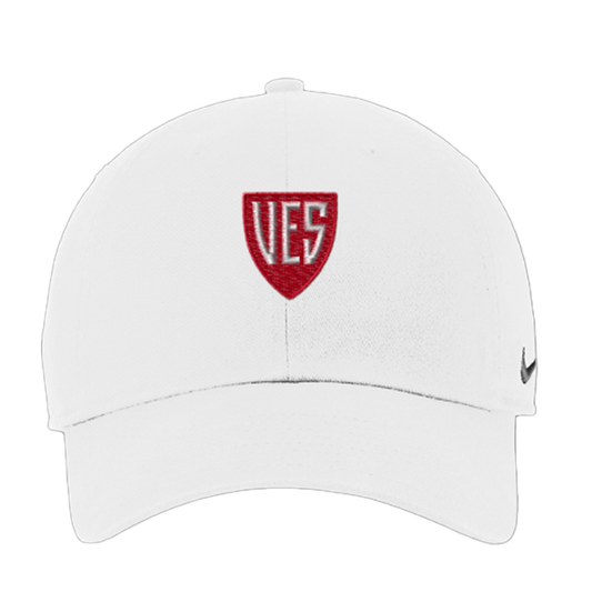 White Nike Campus Cap